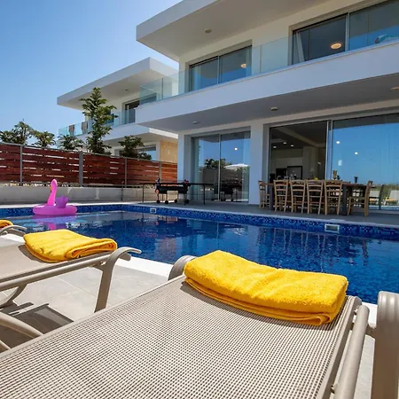 Villa Sea Point Coral Bay