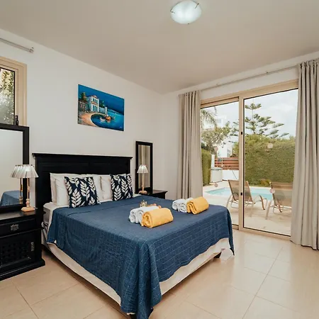 Sea Point Coral Bay