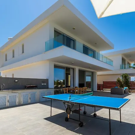 Sea Point Villa *