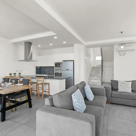 Sea Point Villa