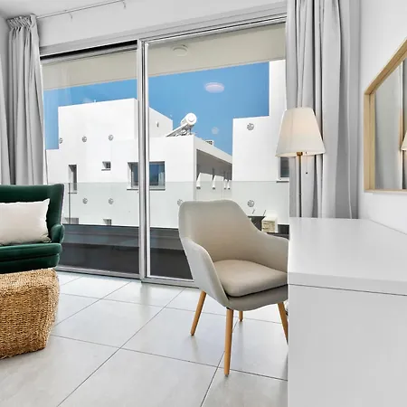 Sea Point Villa Coral Bay
