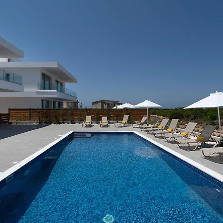 Sea Point Villa Coral Bay